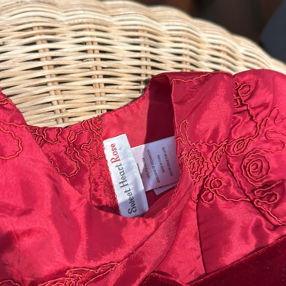 Sweet Heart Rose Ruby Baby girl Dress size NB-12M - Picture 2 of 4